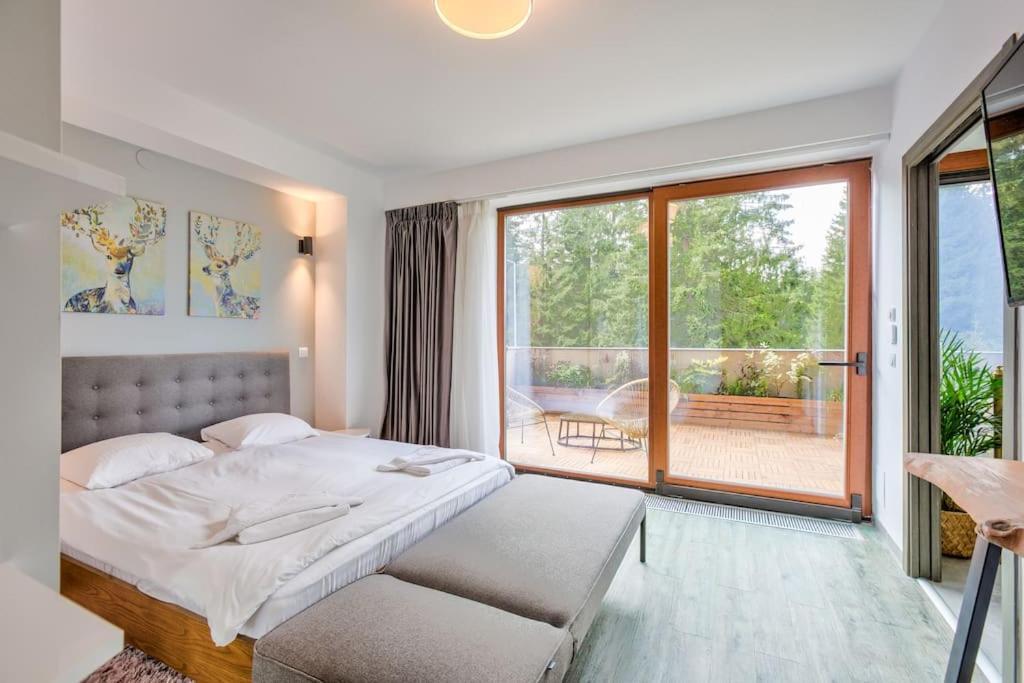 Splendor 3 Bedroom Flat In Silver Mountain Poiana Brasov Exterior photo